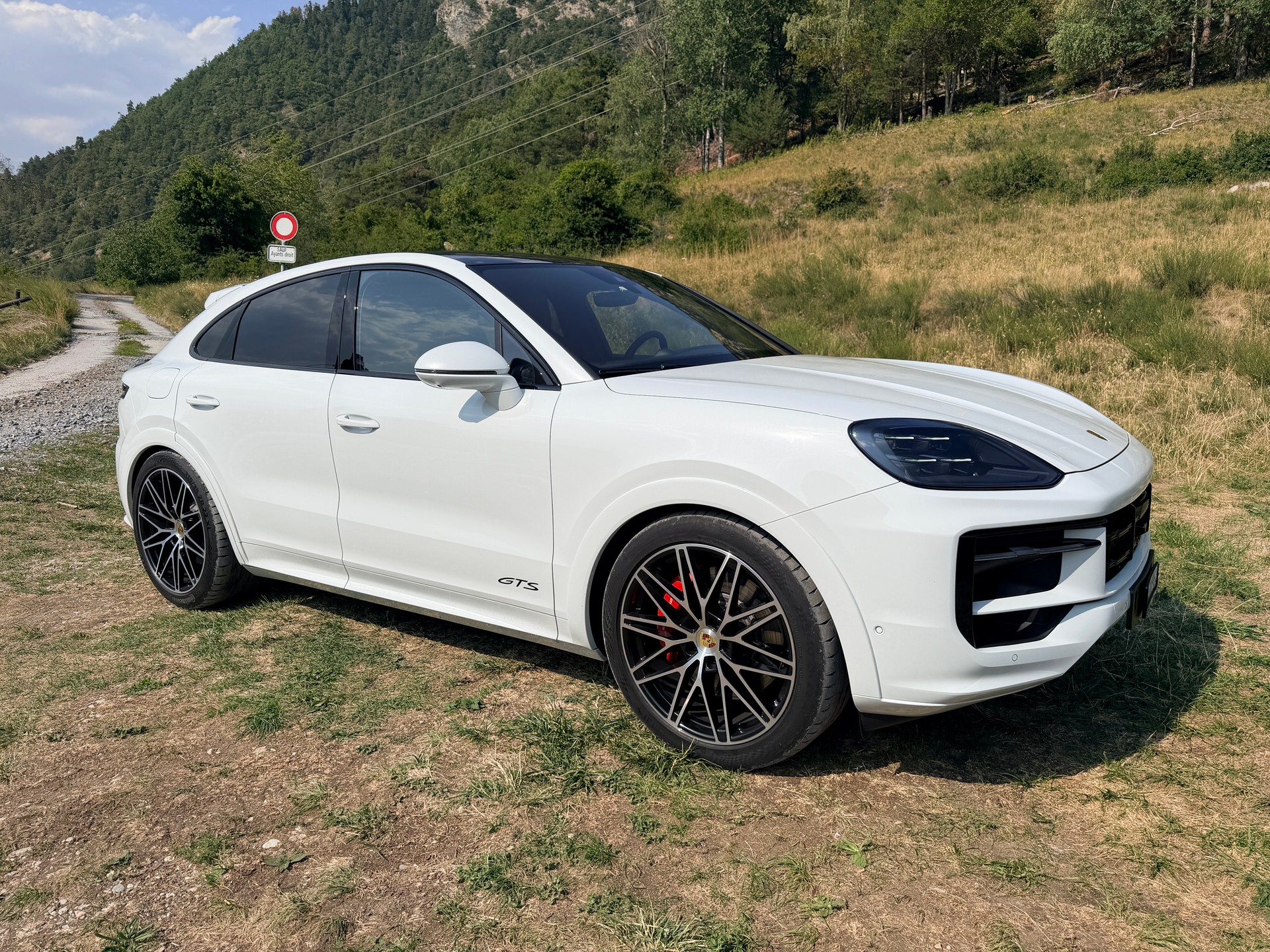 PORSCHE Cayenne Coupé GTS Tiptronic-image-2