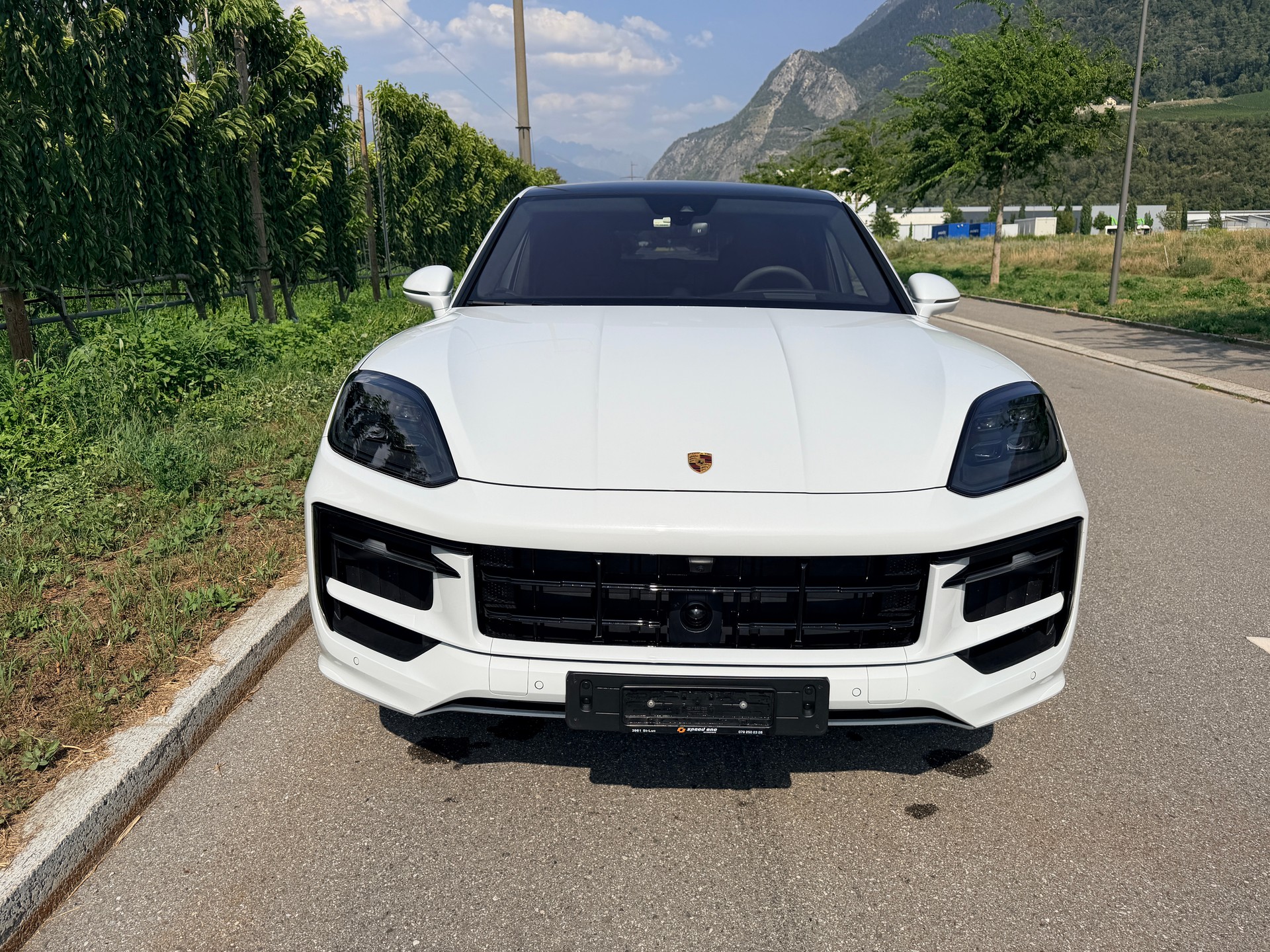 PORSCHE Cayenne Coupé GTS Tiptronic-image-5