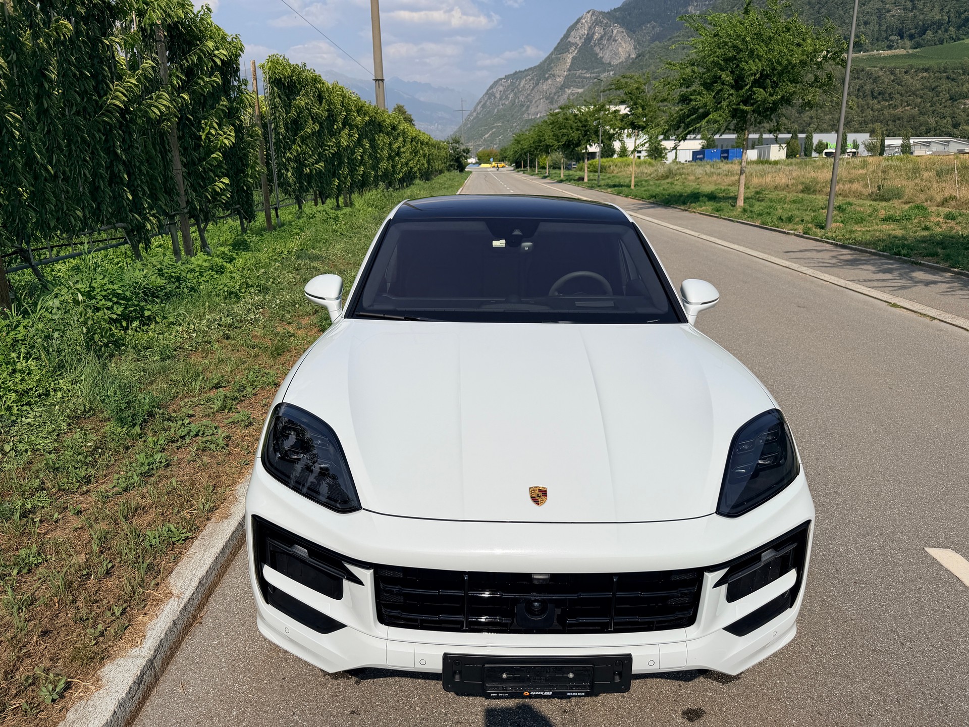 PORSCHE Cayenne Coupé GTS Tiptronic-image-16