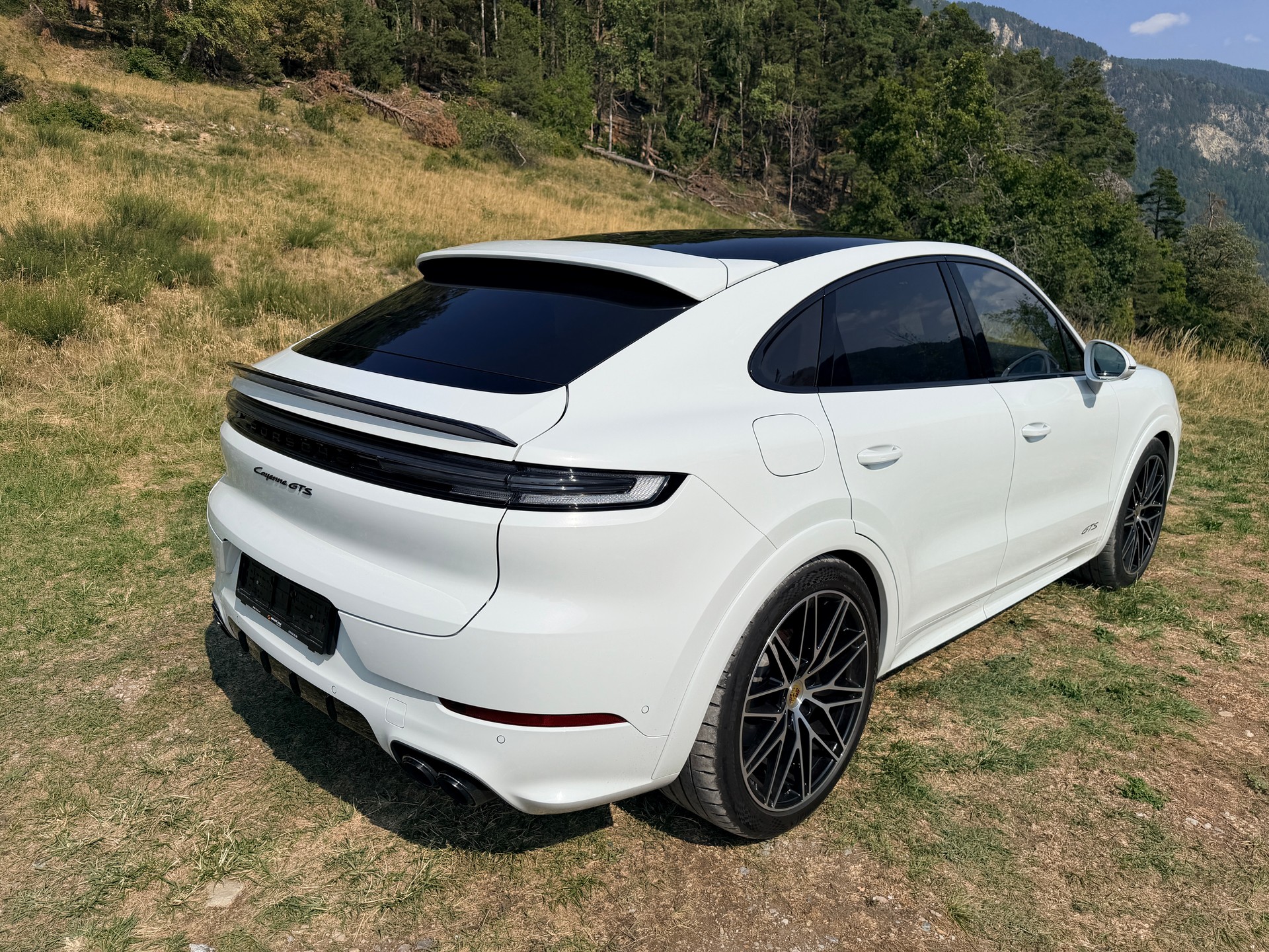 PORSCHE Cayenne Coupé GTS Tiptronic-image-13