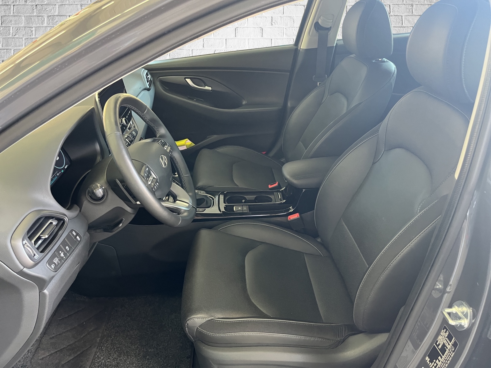 HYUNDAI i30 Wagon 1.5 T-GDi Vertex 48V MH DCT-image-8