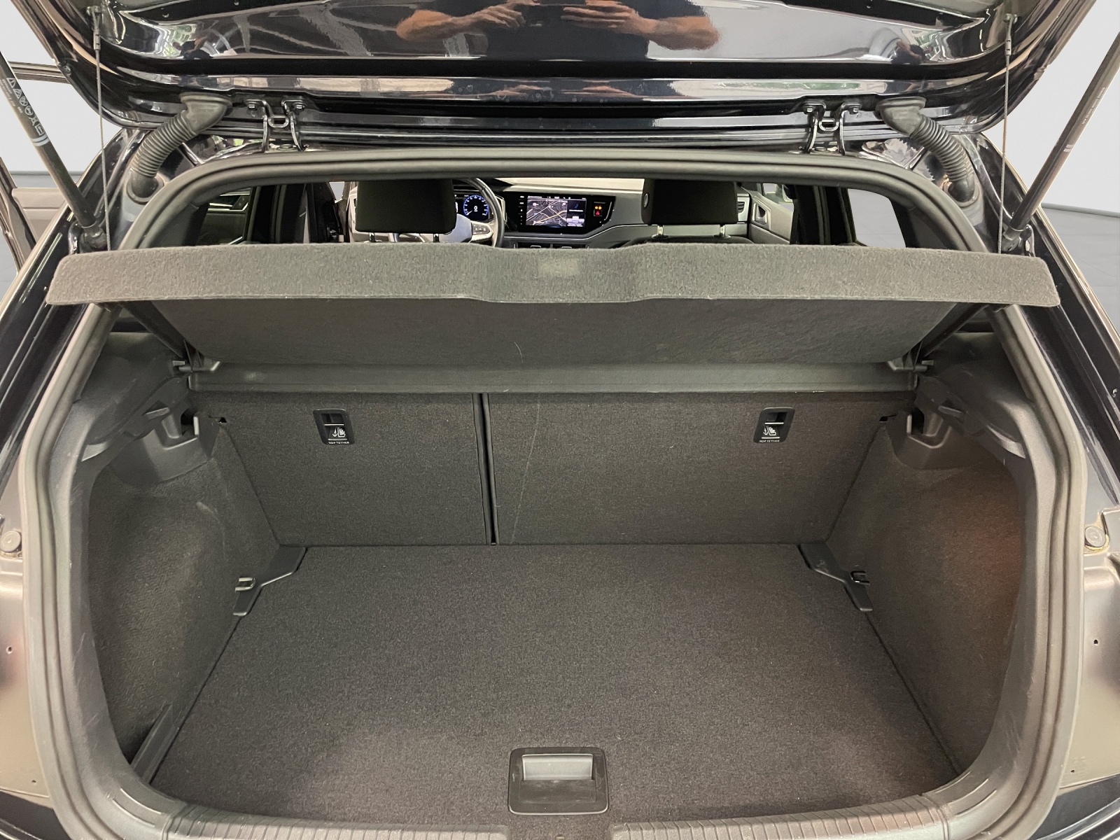 VW Polo 1.0 TSI R-Line DSG-image-14
