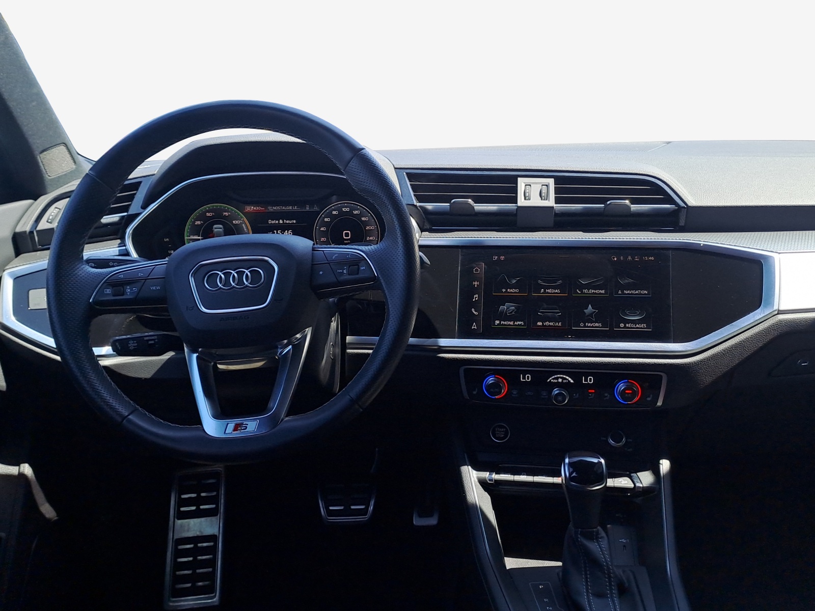AUDI Q3 45 TFSI e S line S-tronic-image-9