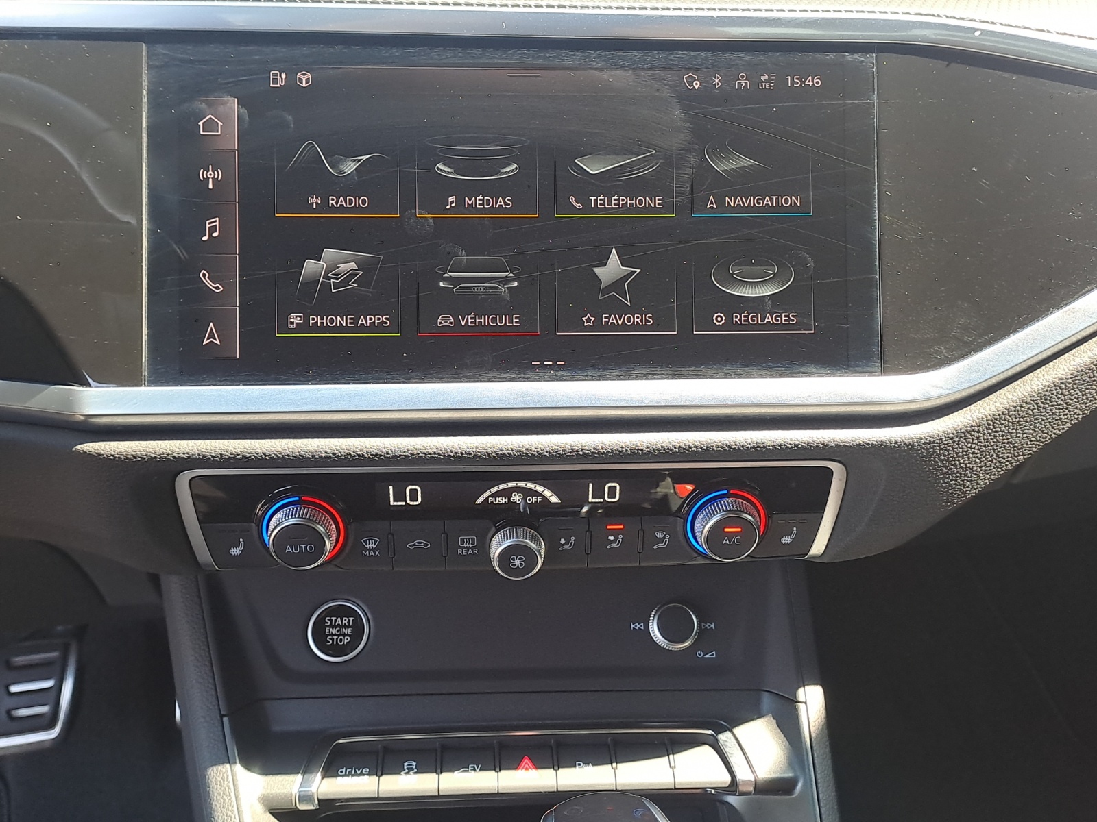 AUDI Q3 45 TFSI e S line S-tronic-image-11