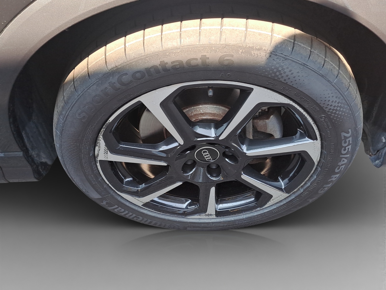 AUDI Q3 45 TFSI e S line S-tronic-image-15