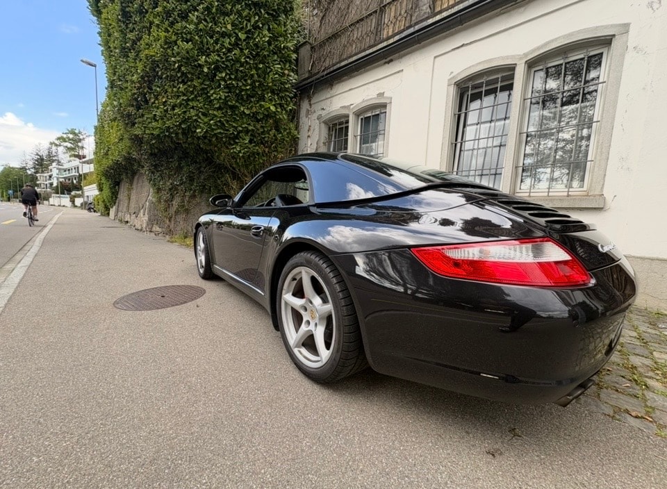 PORSCHE 3.8 Carrera 4S-image-1
