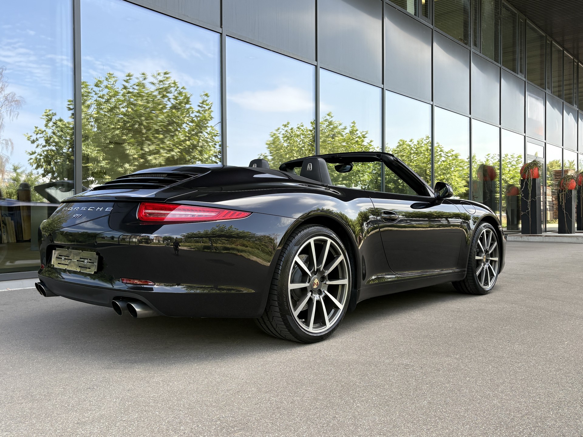 PORSCHE 3.4 Carrera PDK-image-16