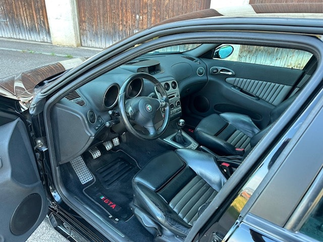 ALFA ROMEO 3.2 V6 24V GTA Distinctive-image-4
