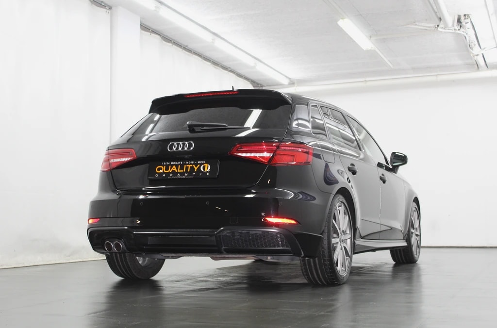 AUDI A3 Sportback 40 TFSI Sport quattro S-tronic S line Plus Sportpaket / CH-Fahrzeug-image-6