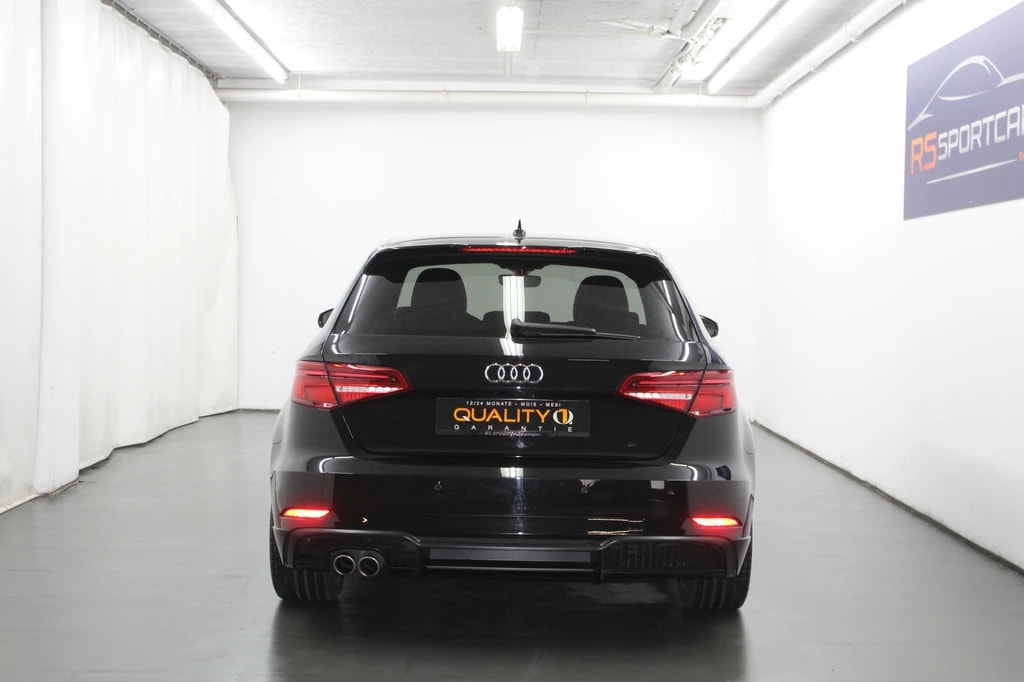 AUDI A3 Sportback 40 TFSI Sport quattro S-tronic S line Plus Sportpaket / CH-Fahrzeug-image-5