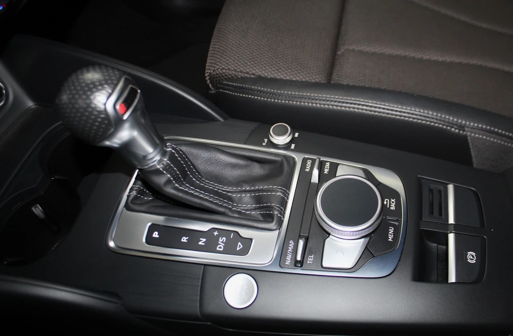 AUDI A3 Sportback 40 TFSI Sport quattro S-tronic S line Plus Sportpaket / CH-Fahrzeug-image-15