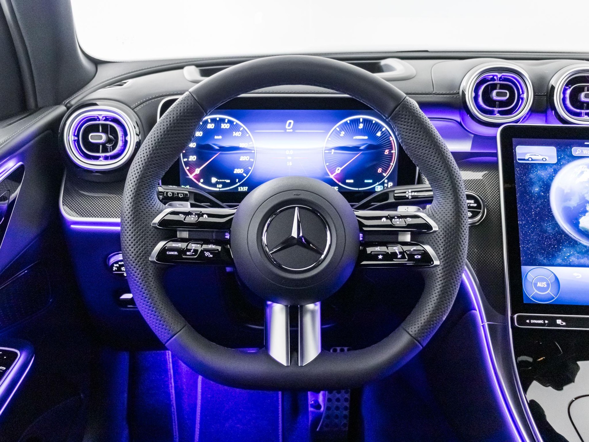 MERCEDES-BENZ GLC 220 d 4MATIC-image-9