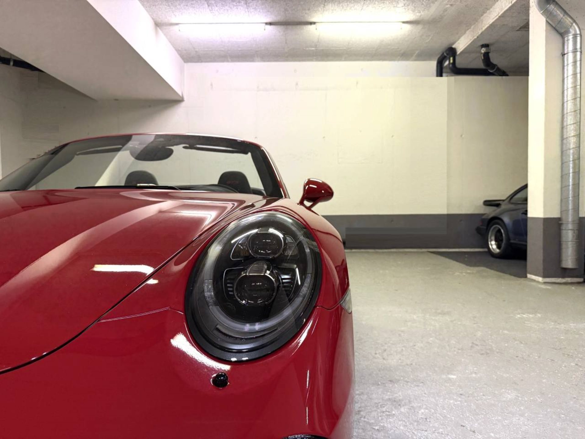 PORSCHE 911 Carrera 4 GTS Cabriolet-image-20