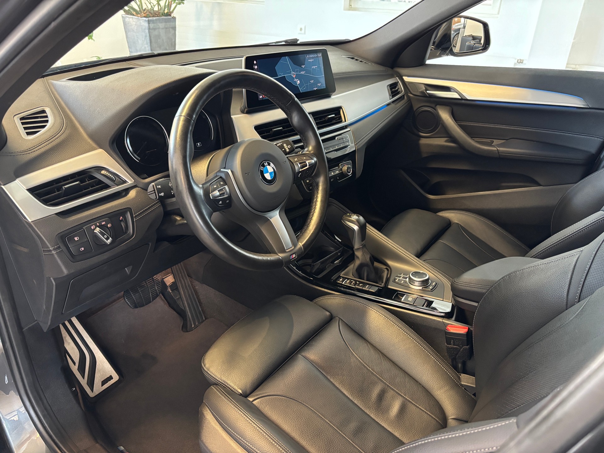 BMW X2 xDrive 25e M Sport Steptronic-image-4