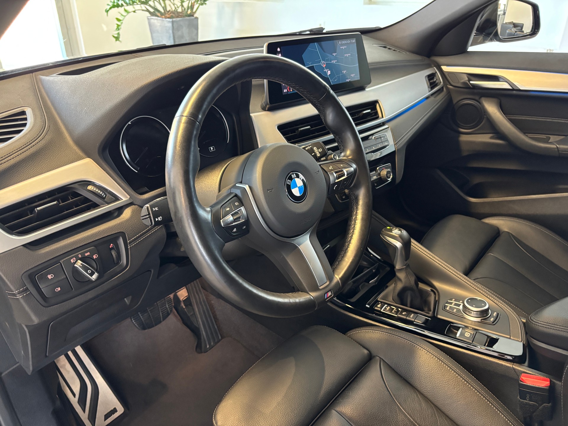 BMW X2 xDrive 25e M Sport Steptronic-image-5
