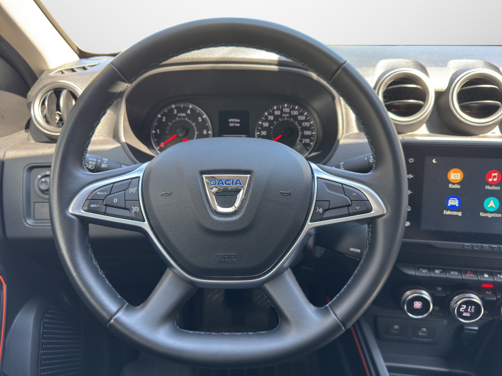 DACIA Duster 1.3 TCe 150 Extreme 4WD-image-6