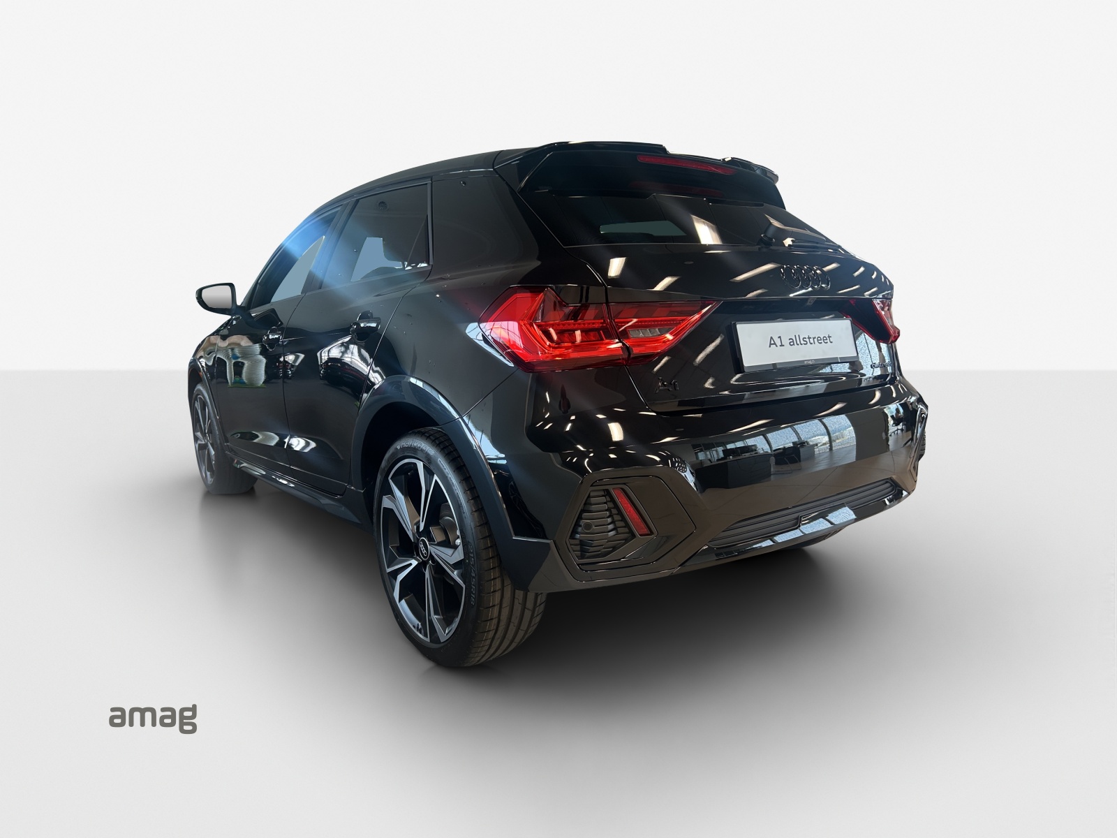 AUDI A1 allstreet 30 TFSI Attraction S-tronic-image-2