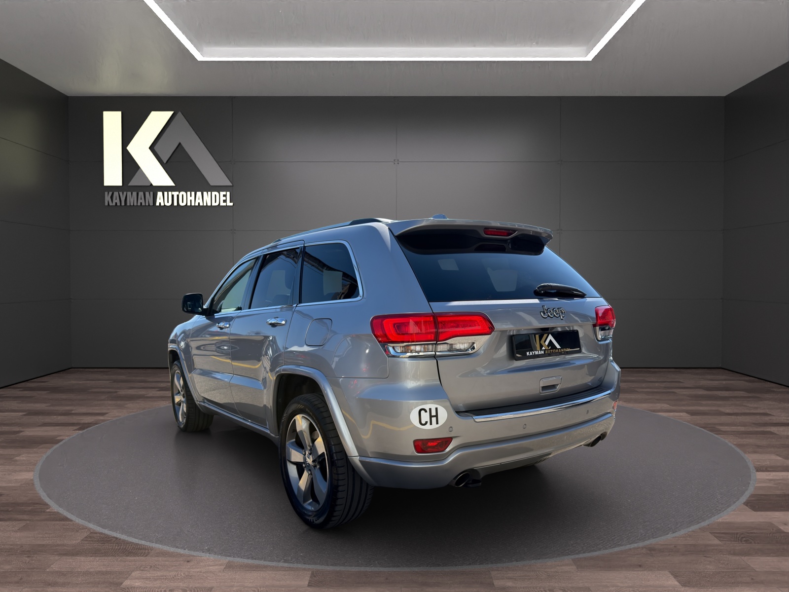 JEEP Grand Cherokee 3.0 CRD Overland Automatic – Kraft, Luxus & 4x4-image-2