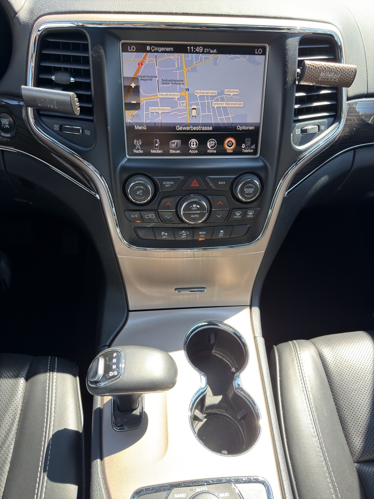 JEEP Grand Cherokee 3.0 CRD Overland Automatic – Kraft, Luxus & 4x4-image-12