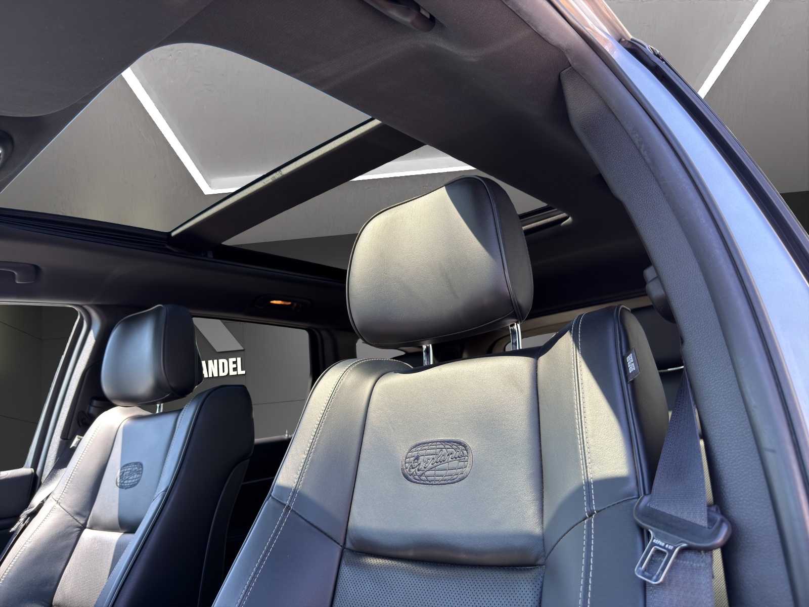 JEEP Grand Cherokee 3.0 CRD Overland Automatic – Kraft, Luxus & 4x4-image-9