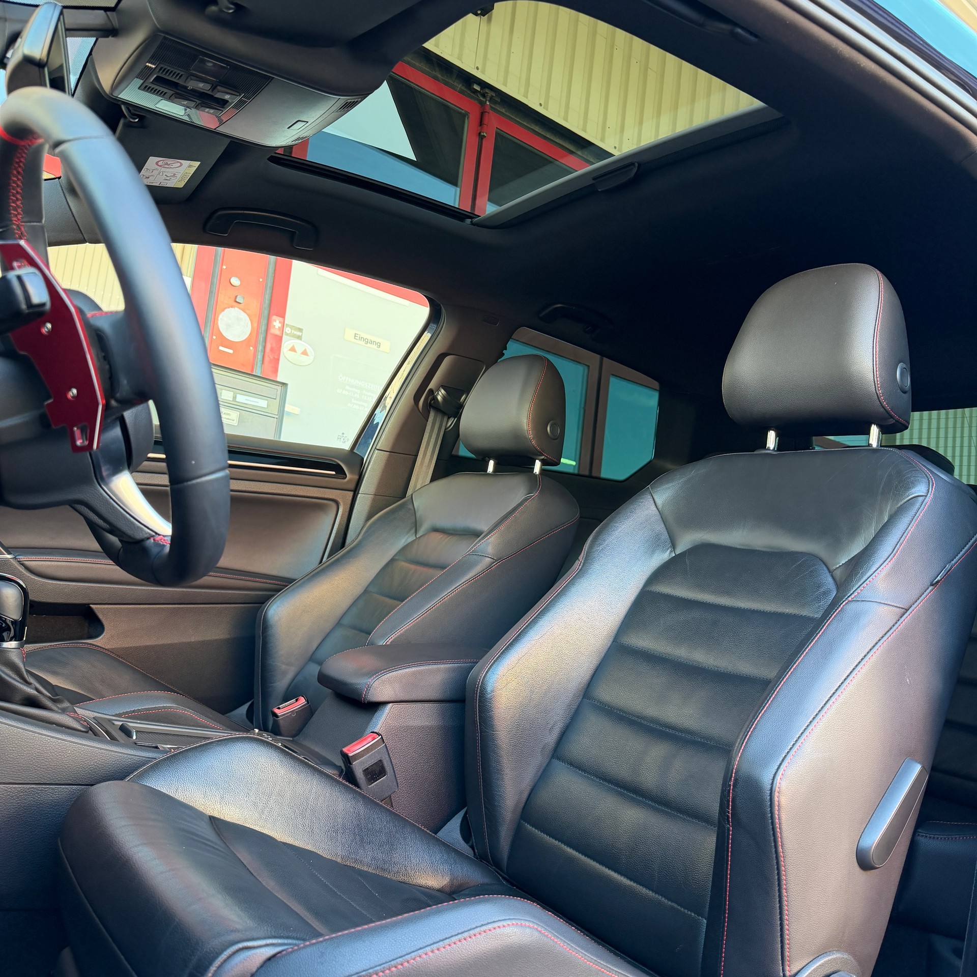 VW Golf 2.0 TSI GTI Performance DSG-image-9