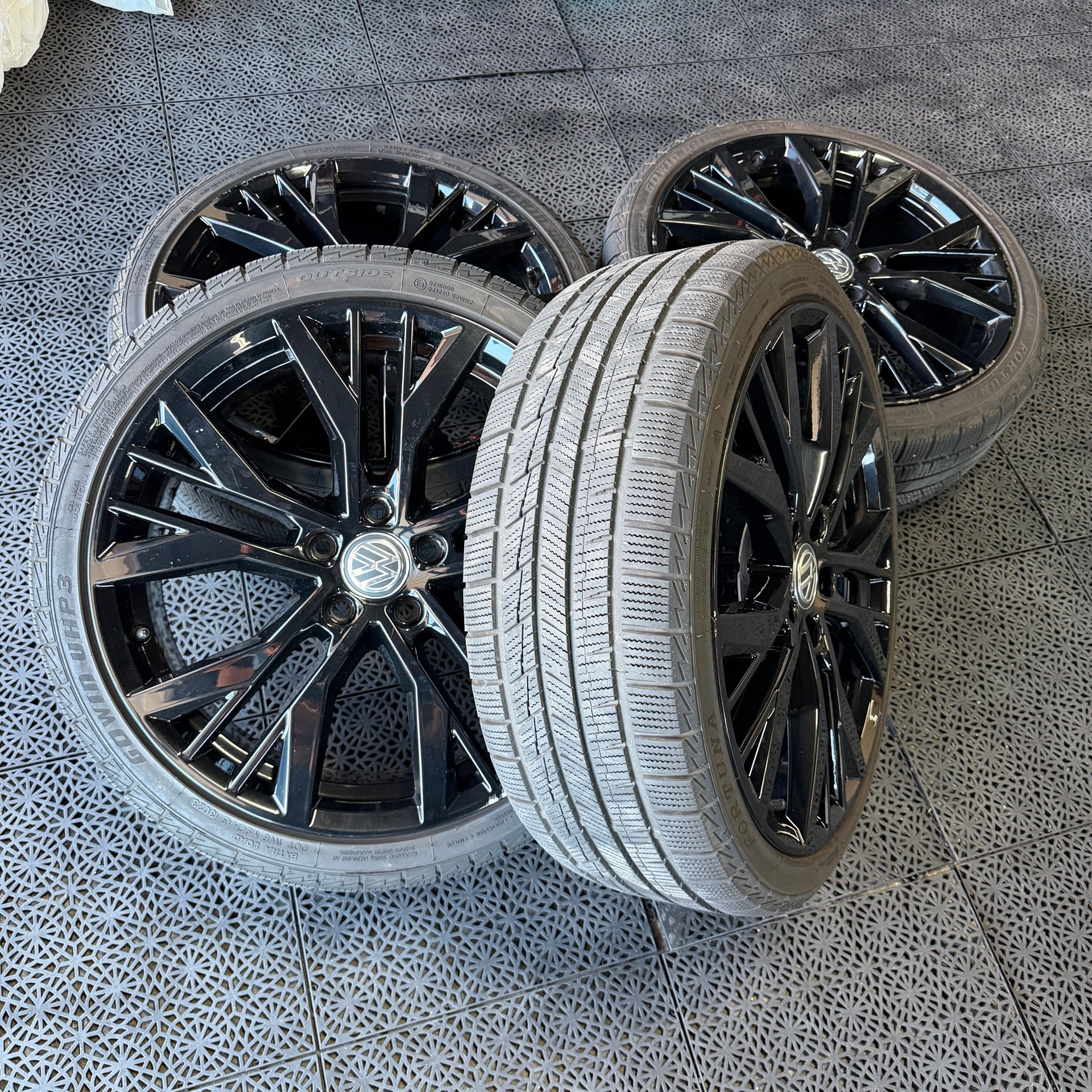 VW Golf 2.0 TSI GTI Performance DSG-image-11