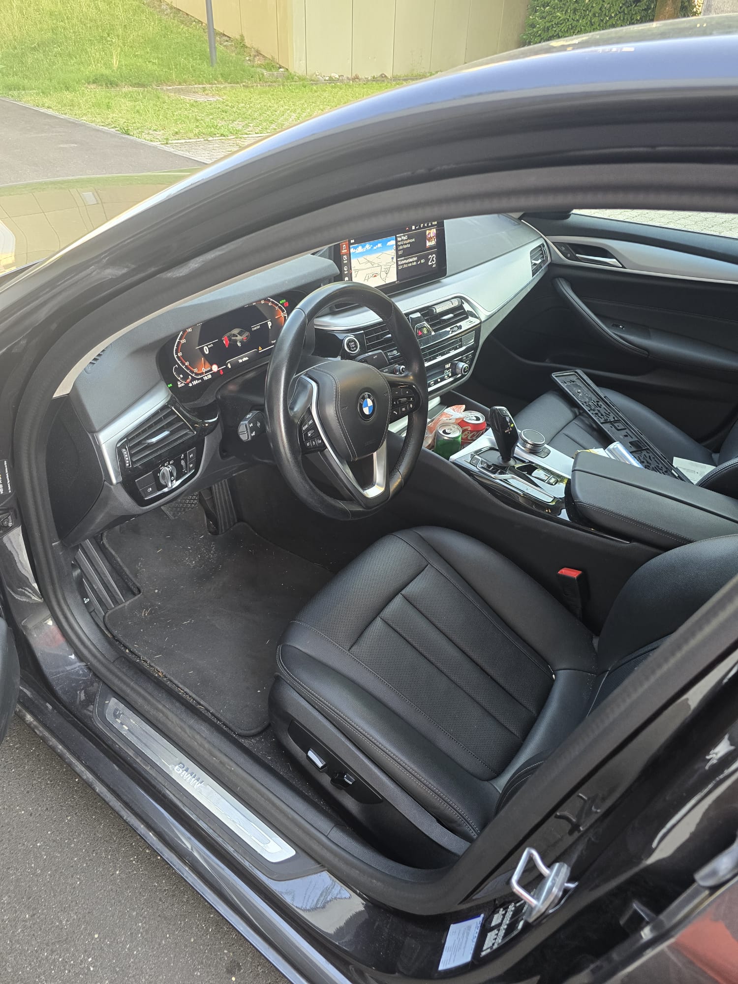BMW 520d xDrive paddles-image-1