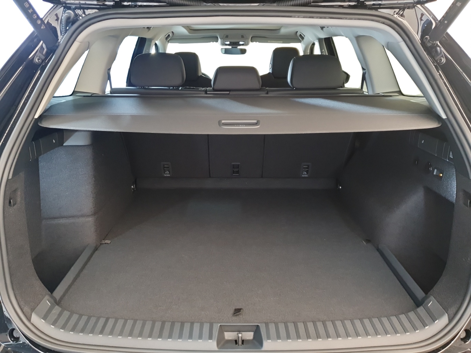 SKODA Kodiaq 1.5 TSI PHEV Dynamic-image-11