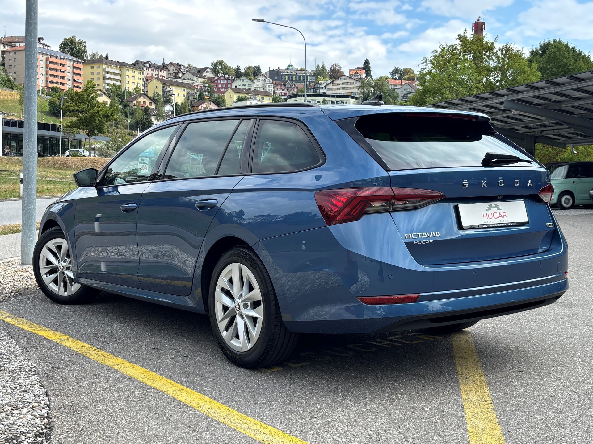 SKODA Octavia Combi 1.0 mHEV DSG Style-image-1