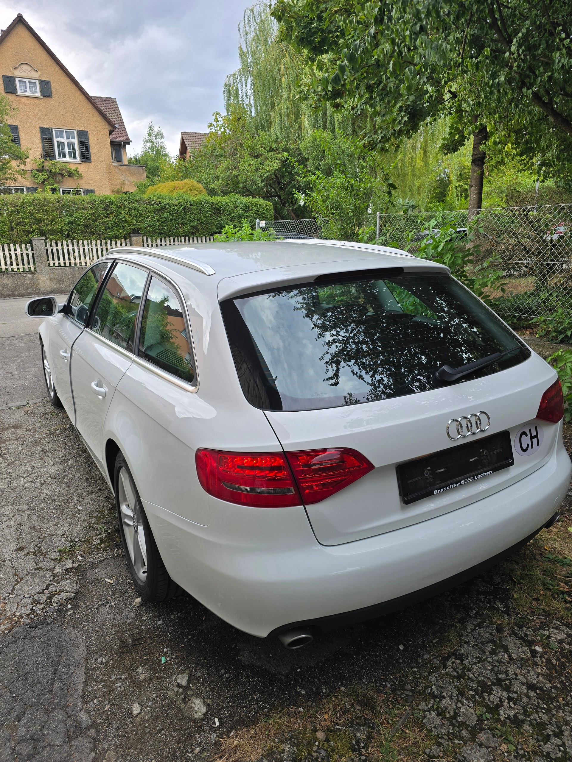AUDI A4 Avant 3.0 TDI quattro S-tronic-image-4