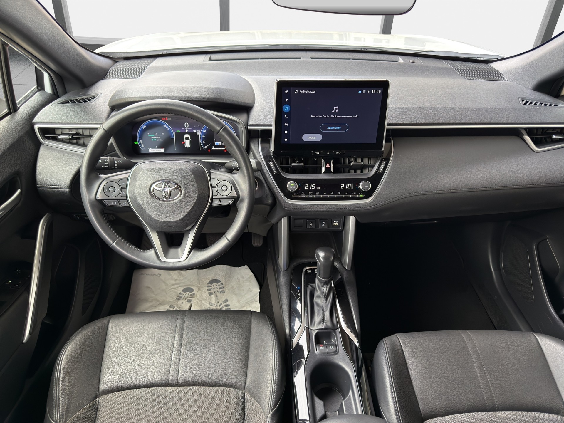 TOYOTA Corolla Cross 2.0 4WD Trend e-CVT-image-9