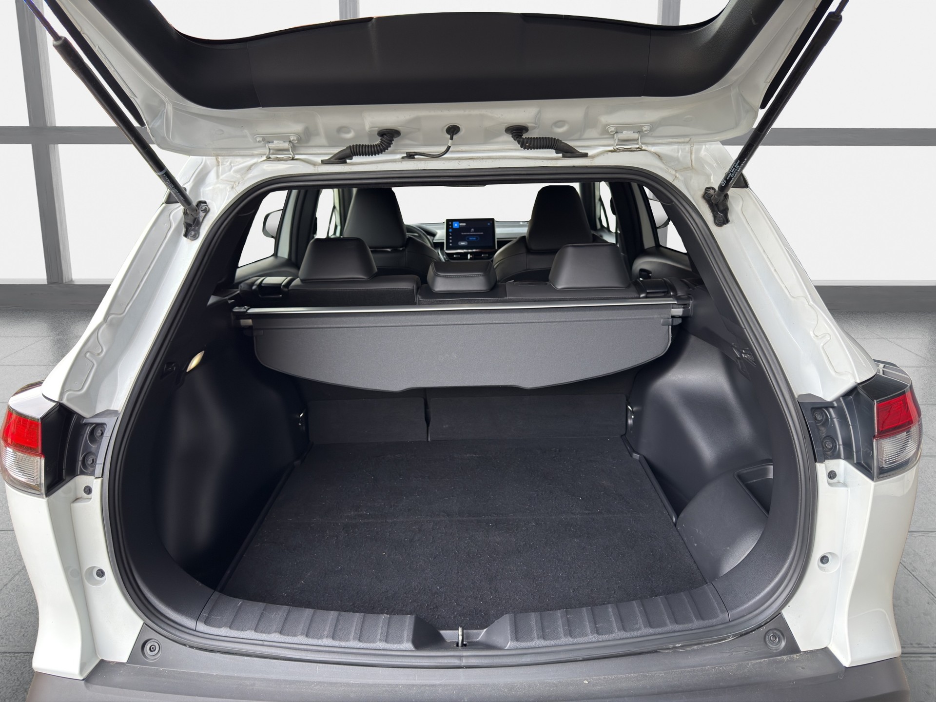 TOYOTA Corolla Cross 2.0 4WD Trend e-CVT-image-10