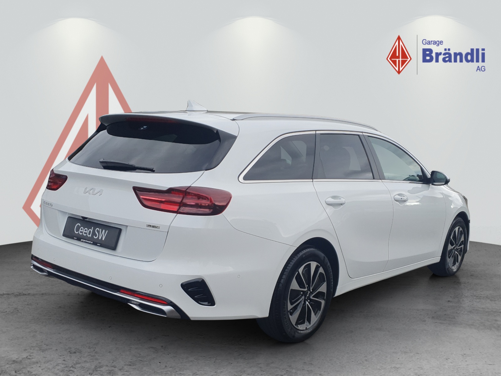 KIA Ceed SW 1.6 GDi Plug-in Hybrid Style-image-5