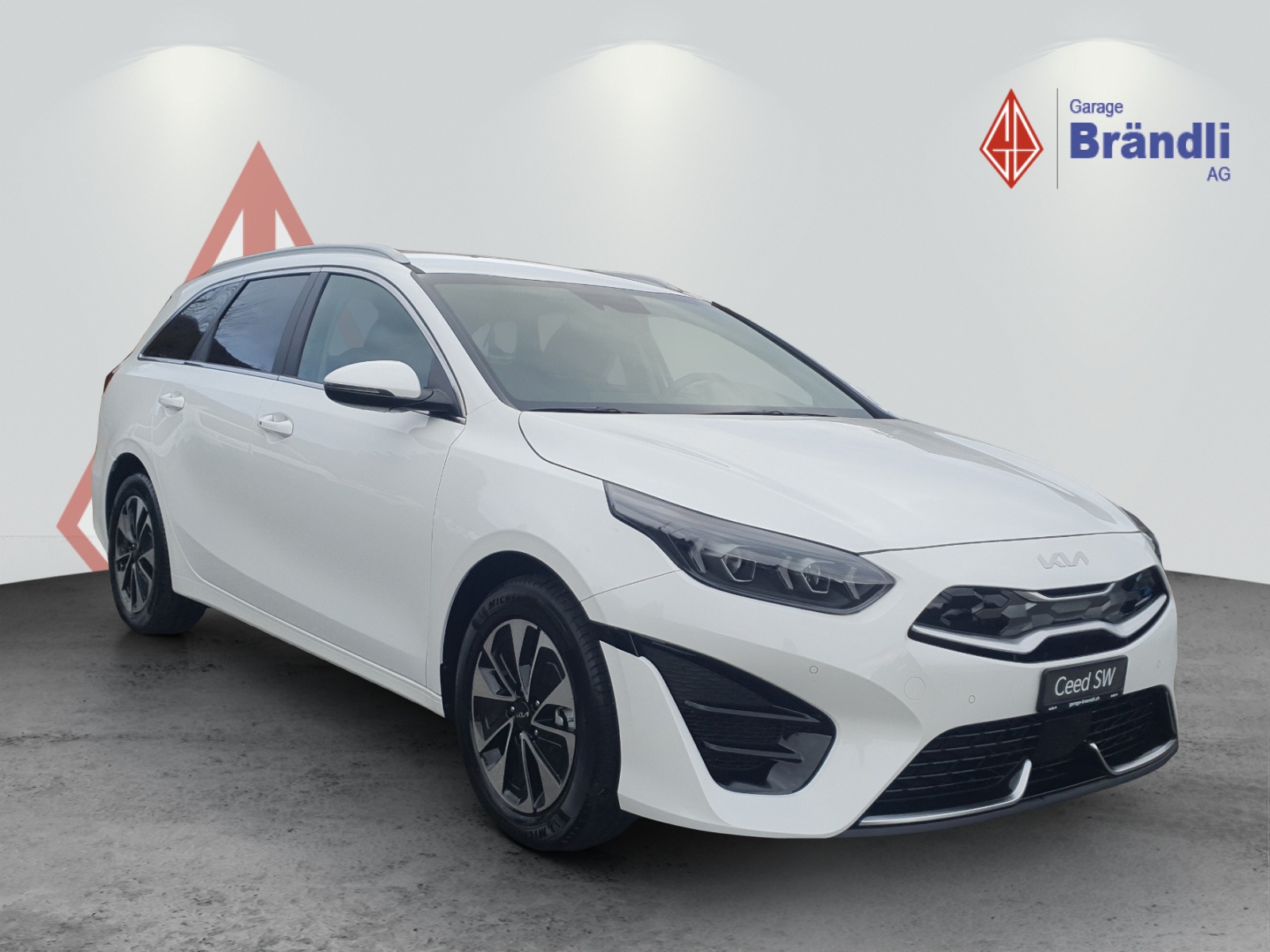 KIA Ceed SW 1.6 GDi Plug-in Hybrid Style-image-6