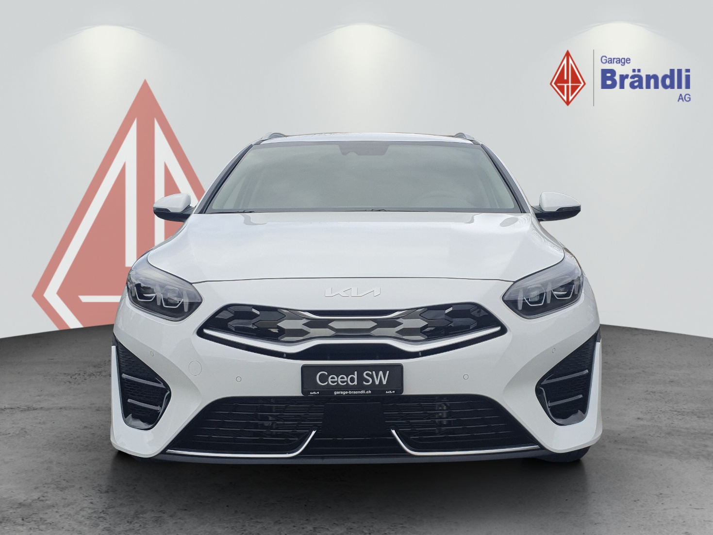 KIA Ceed SW 1.6 GDi Plug-in Hybrid Style-showroom-element-1