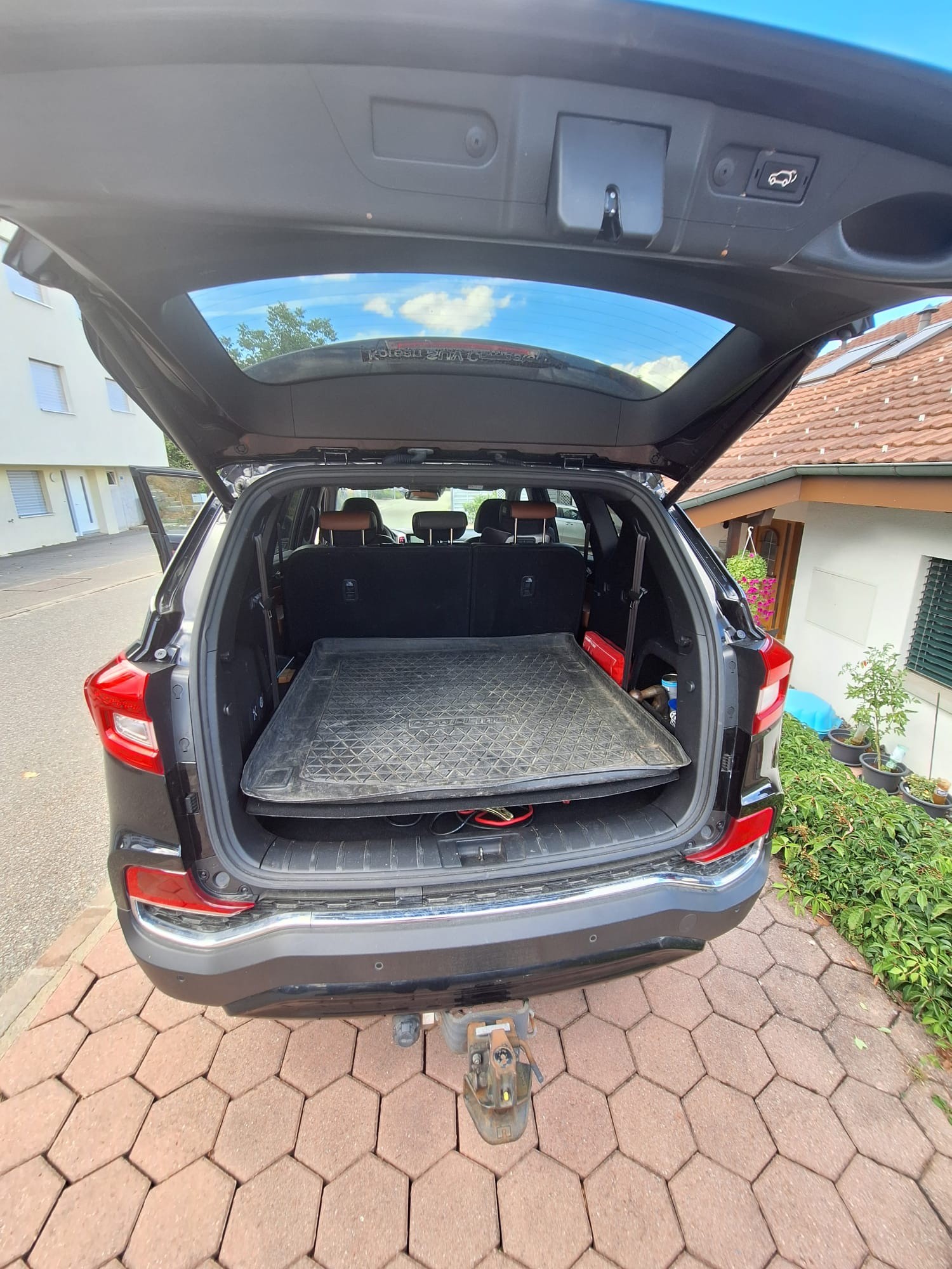 KGM-SsangYong RX 220 e-XDi Sapphire-image-4