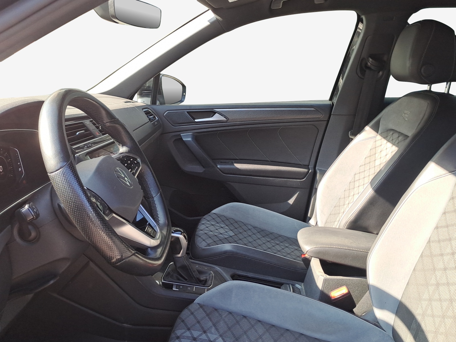 VW Tiguan 1.4TSI PHEV Selection DSG-image-7