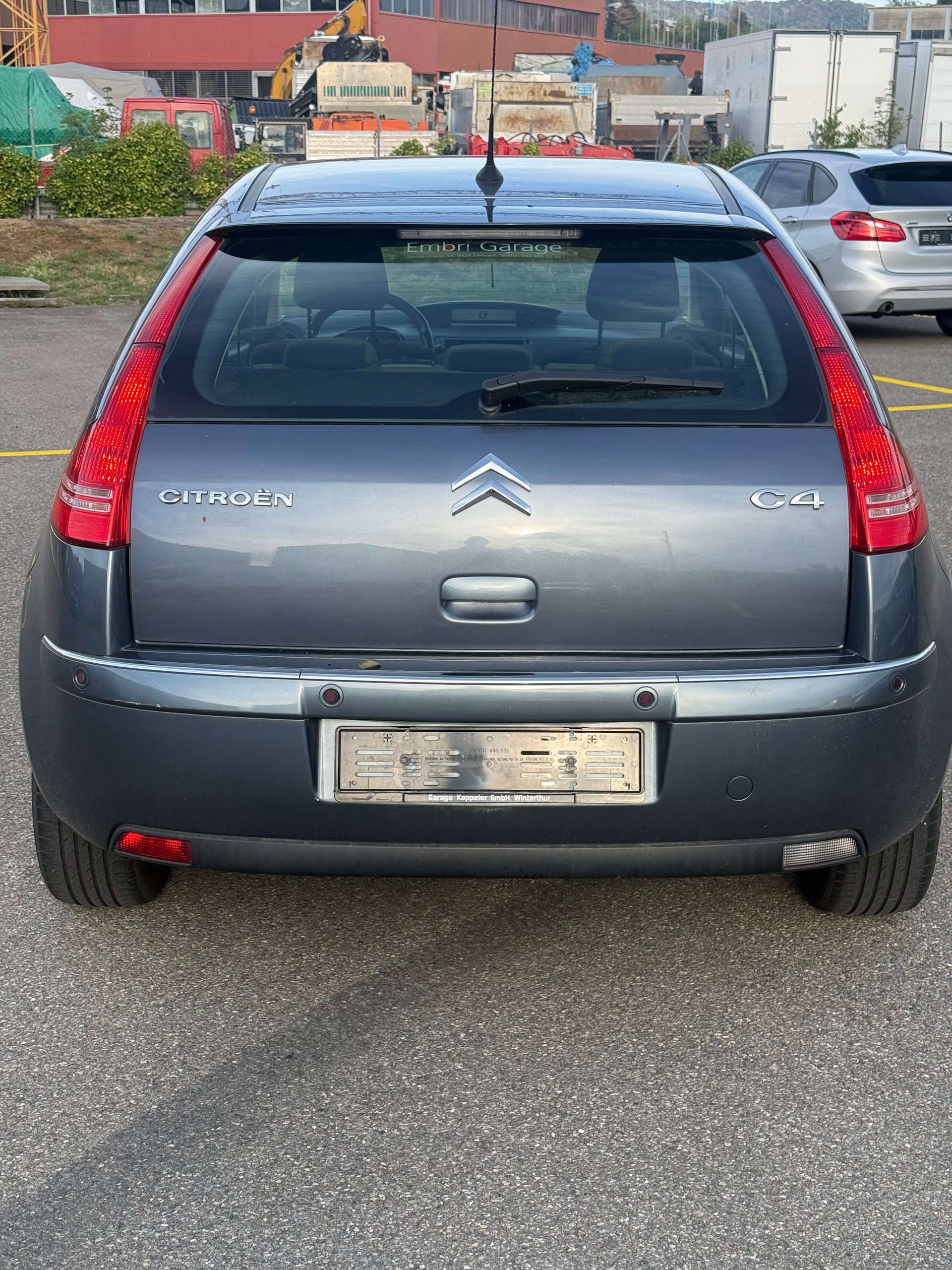 CITROEN C4 Berline 2.0 16V HDi Exclusive-image-4