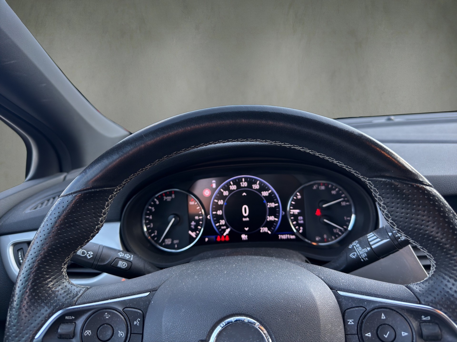 OPEL Astra 1.4i Turbo Elegance-image-8