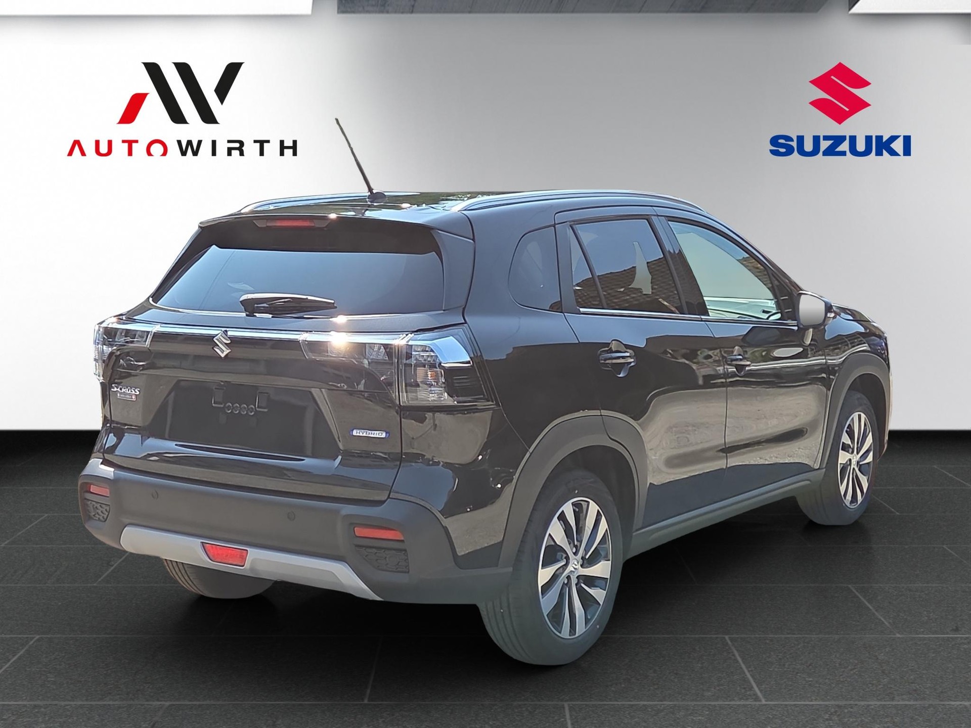 SUZUKI S-Cross 1.4 T Compact Top Hybrid 4x4-image-4