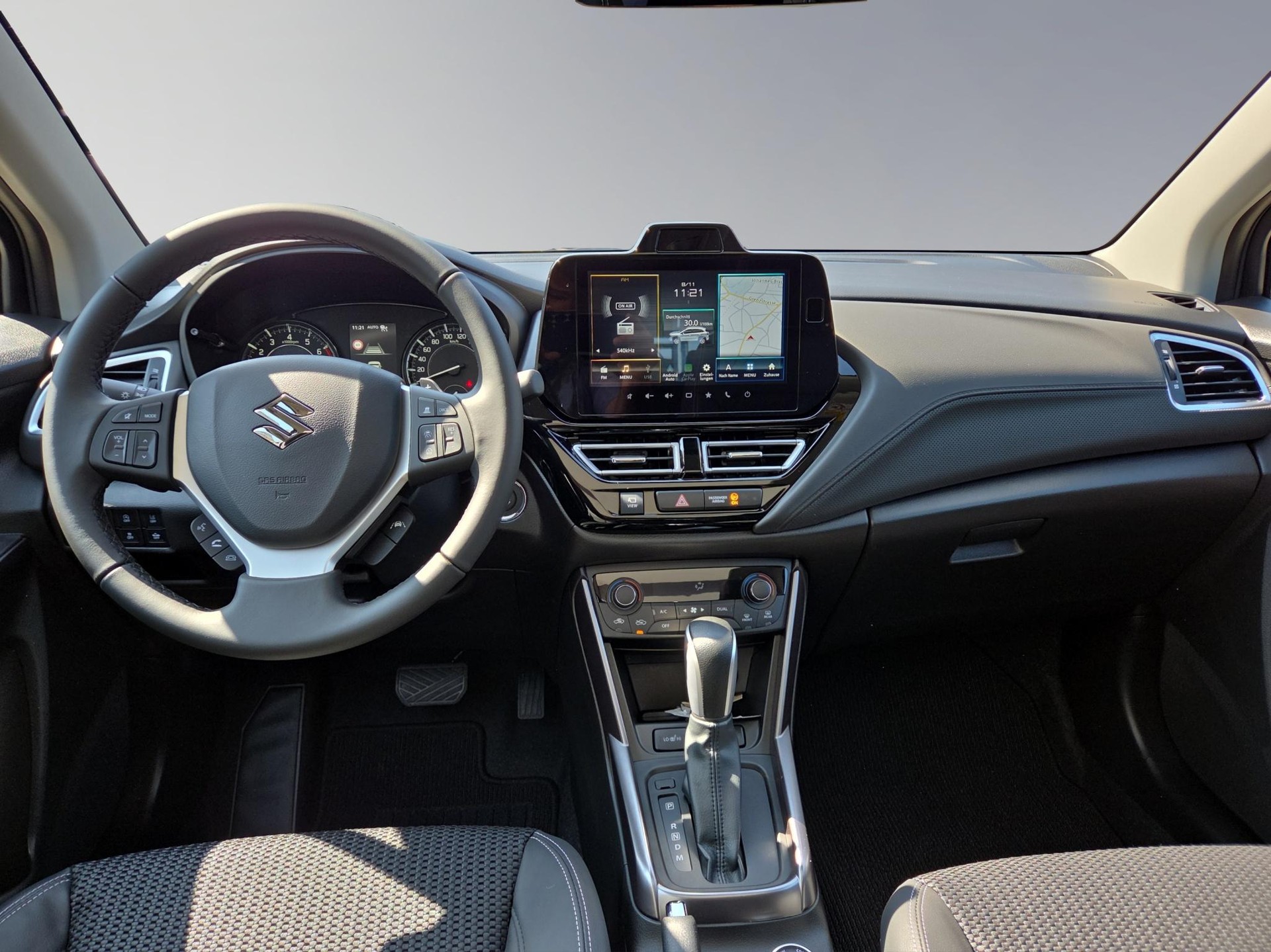 SUZUKI S-Cross 1.4 T Compact Top Hybrid 4x4-image-11