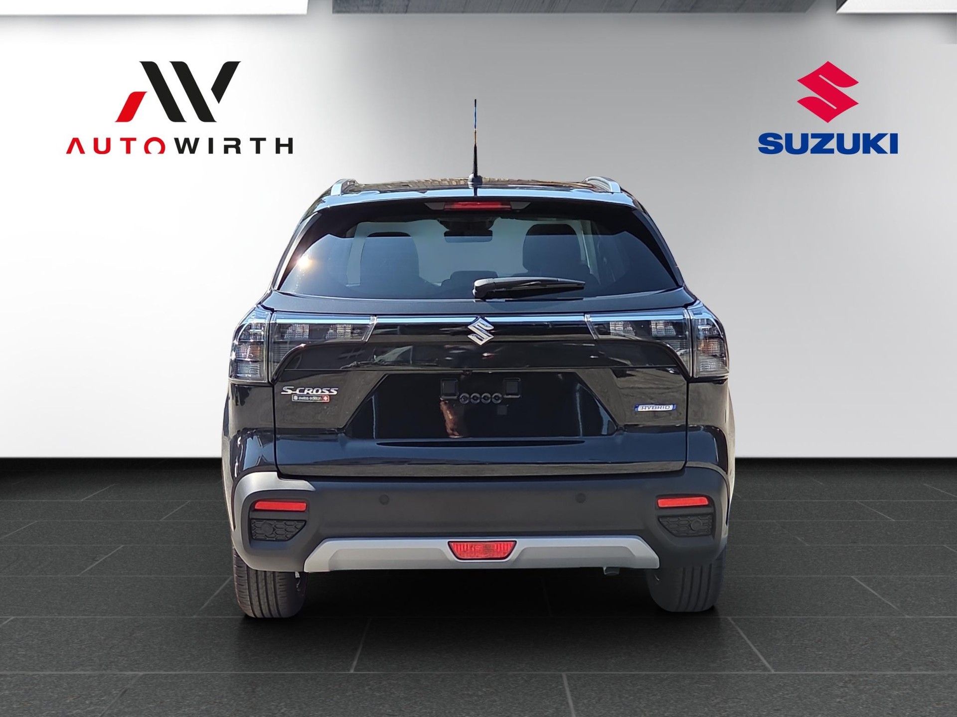 SUZUKI S-Cross 1.4 T Compact Top Hybrid 4x4-image-5