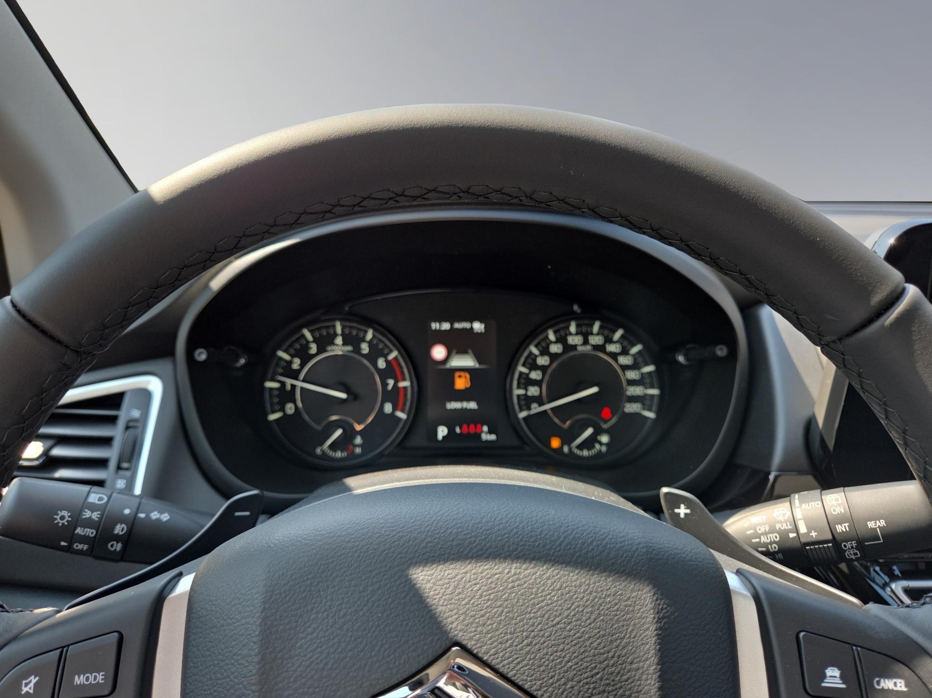 SUZUKI S-Cross 1.4 T Compact Top Hybrid 4x4-image-10