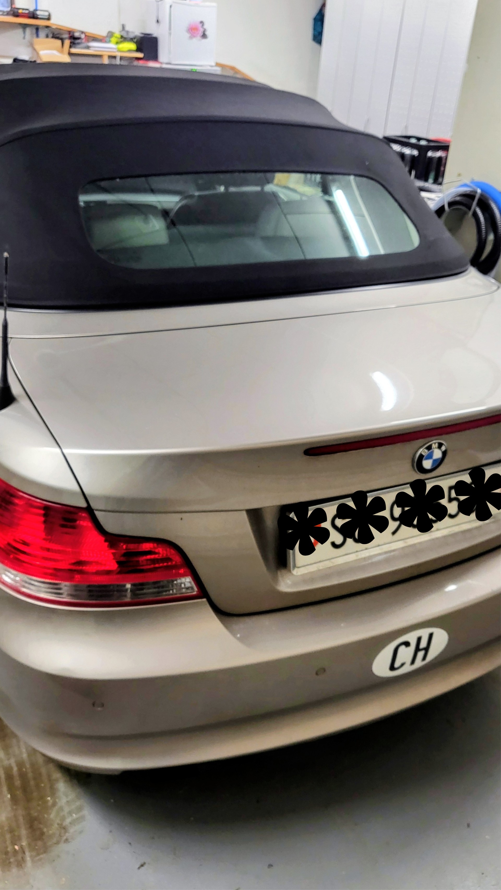 BMW 118i-image-1