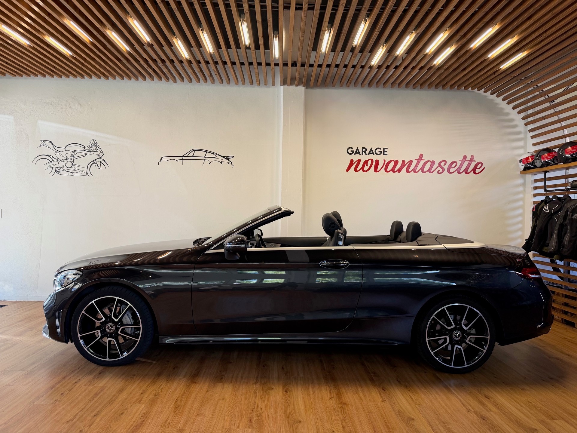 MERCEDES-BENZ C 200 AMG Line Cabriolet 4Matic 9G-Tronic-image-7