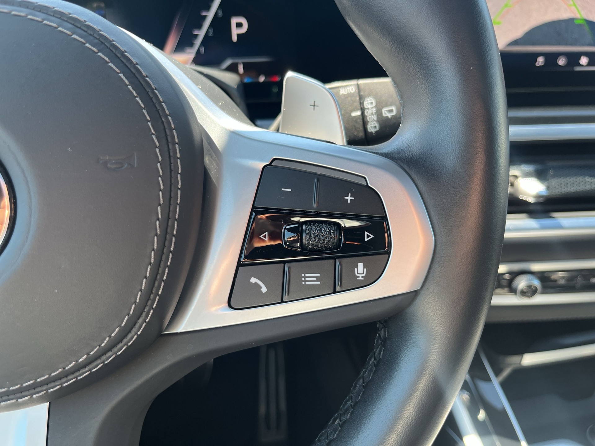 BMW X7 xDrive 48V 40i M Sport Steptronic-image-15