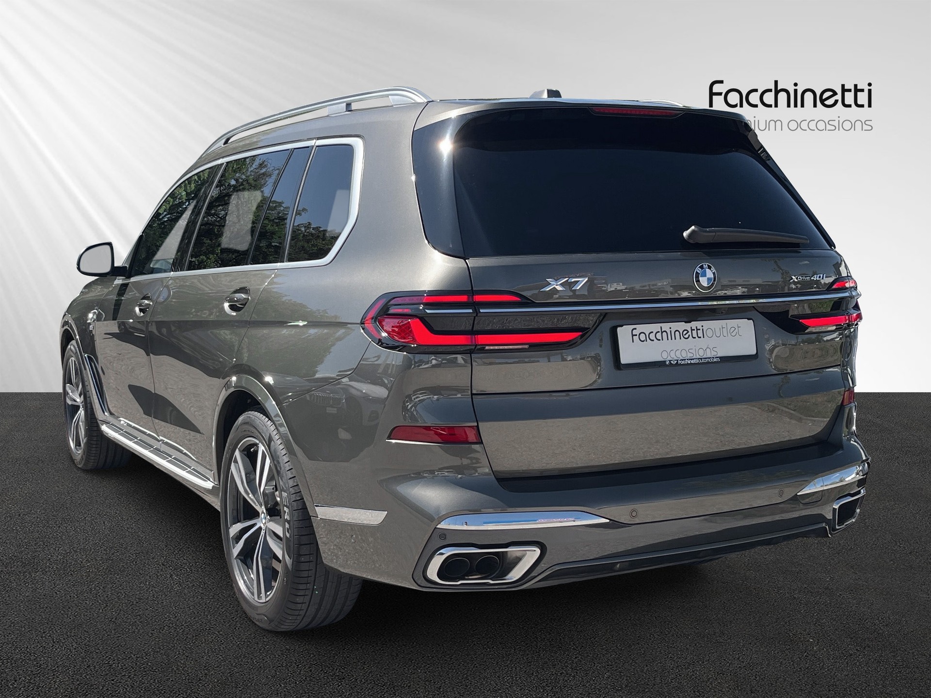 BMW X7 xDrive 48V 40i M Sport Steptronic-showroom-element-2