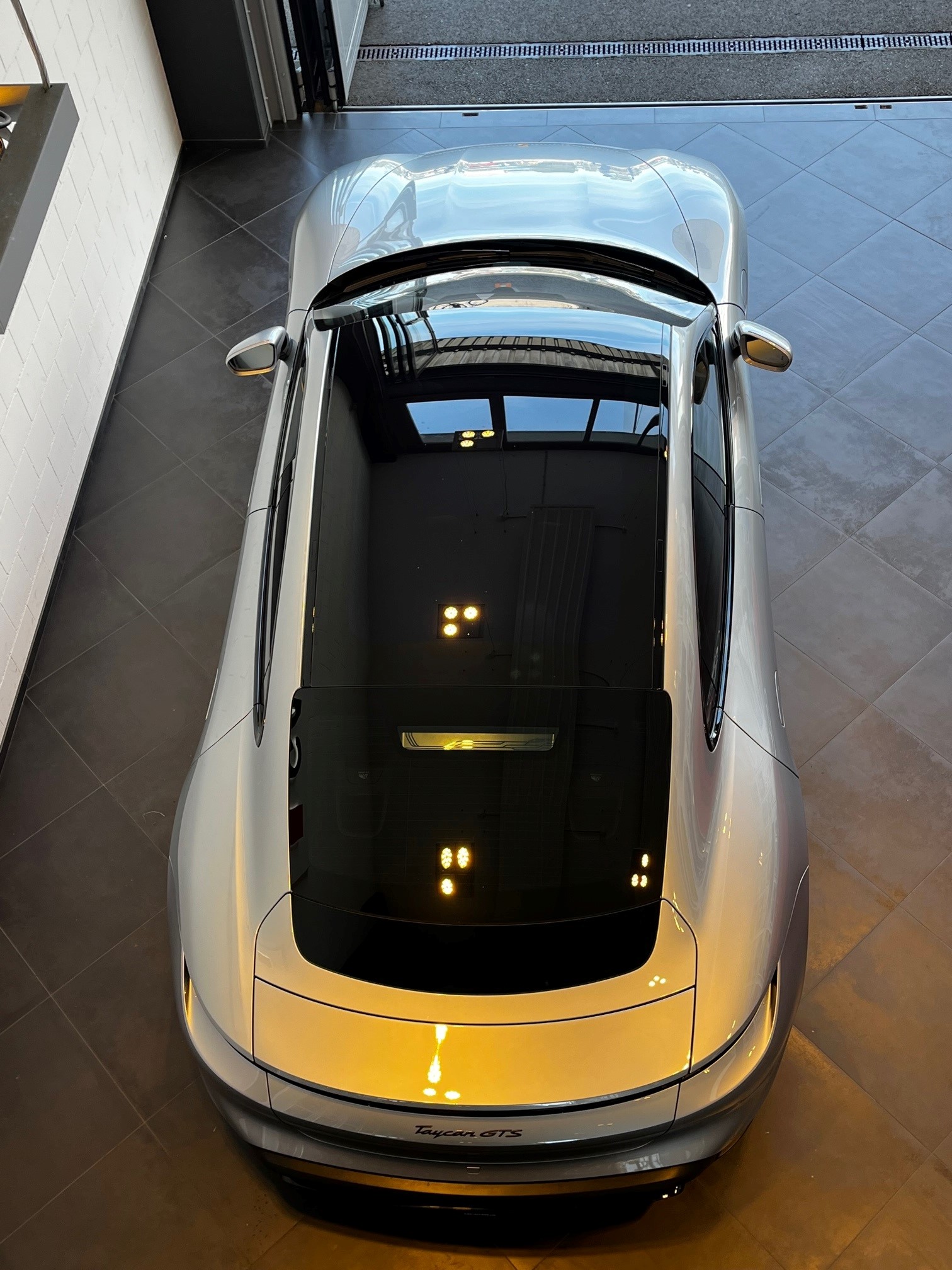 PORSCHE Taycan GTS-image-10