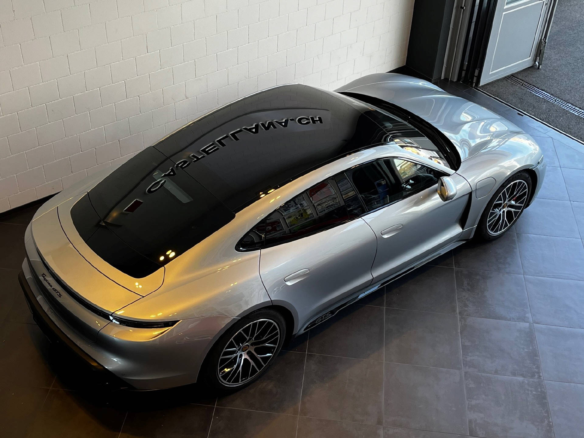 PORSCHE Taycan GTS-image-8