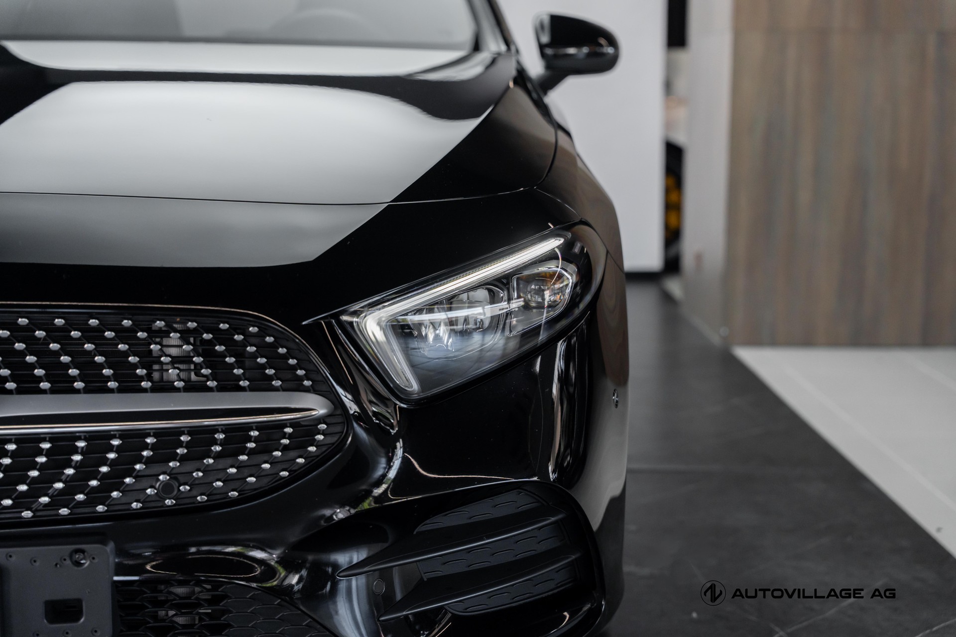 MERCEDES-BENZ A 200 AMG Line 7G-DCT-image-24